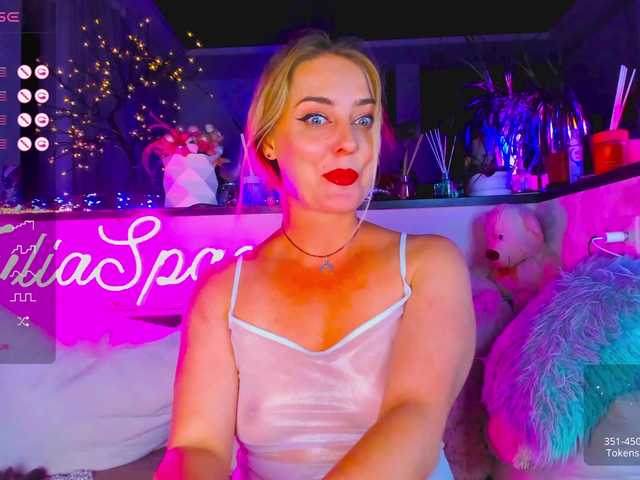 Sendung Screenshots _JuliaSpace_