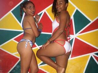 Erotischer Video -Chat 2girlshot