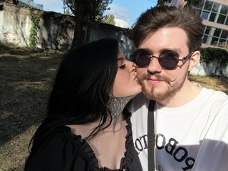 Erotischer Video -Chat 2Sinners