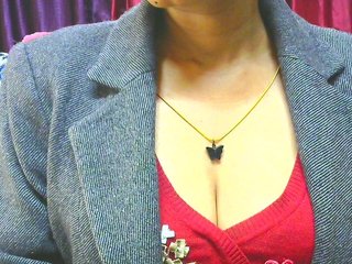 Erotischer Video -Chat Aarju