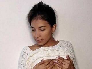 Erotischer Video -Chat AdaiaStone