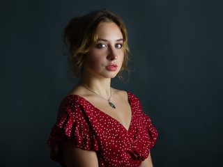 Erotischer Video -Chat AdalynGlow