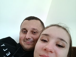 Erotischer Video -Chat AdamBennie