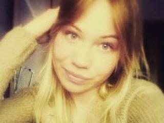 Erotischer Video -Chat adelyna