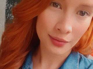 Erotischer Video -Chat adharasuniver