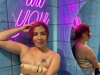 Erotischer Video -Chat Adara-Monroe