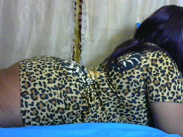 Fotos AfricanRuby SHOW ME LOVE 10*STAND 10*BLOW JOB 40*FLASH TITS 50*FLASH ASS 60*FLASH PUSSY 80*DILDO PLAY PUSSY 150*