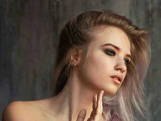 Erotischer Video -Chat Airaa