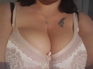 Erotischer Video -Chat BigTiti