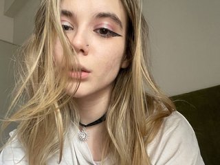 Erotischer Video -Chat Alice-teaseee