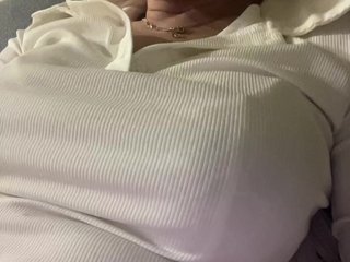 Erotischer Video -Chat AlisaKisa555