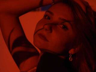 Erotischer Video -Chat AlissaBerryy