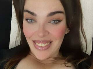 Erotischer Video -Chat AngelaEvans