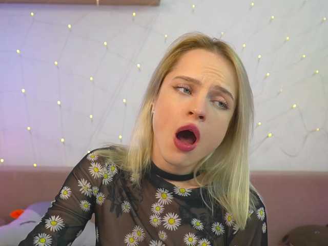 Sendung Screenshots AngieNatasha054