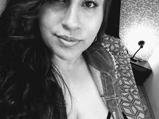 Erotischer Video -Chat Anlycee-Bbw