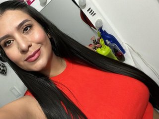 Erotischer Video -Chat ariana-sexy-horny