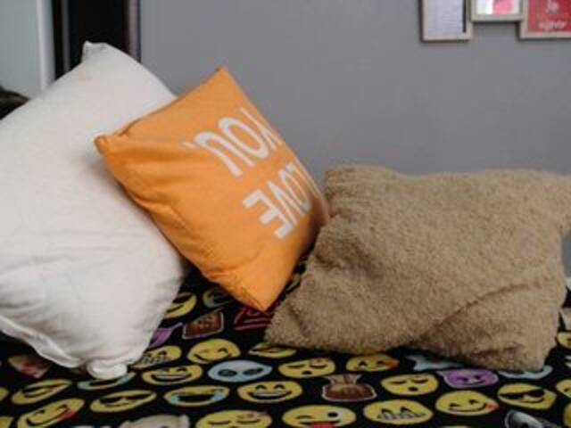 Sendung Screenshots ArianaRoberts