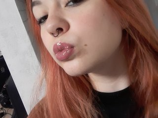 Erotischer Video-Chat Ariel-red