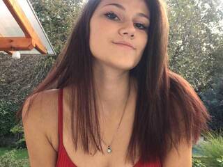 Erotischer Video -Chat AvaAddams18