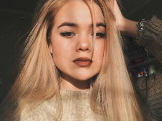 Erotischer Video -Chat Azaliya02