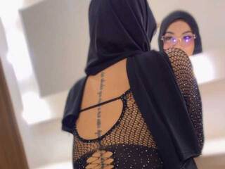 Erotischer Video -Chat aziiza-56