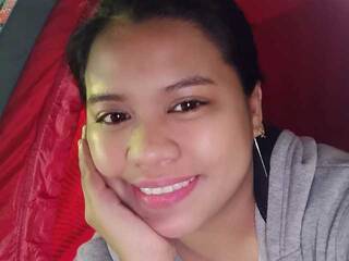 Erotischer Video -Chat BabyBrie