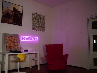 Erotischer Video -Chat barbiedollhouse