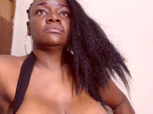 Sendung Screenshots BigBustyBlack