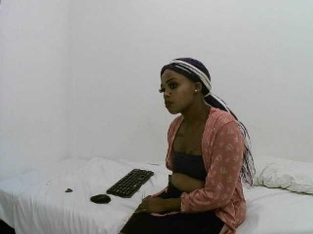 Fotos BlackMagic357 hey guys im monica from south africa whos up for a challenge