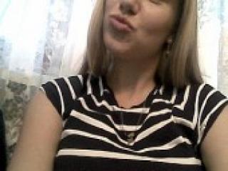 Erotischer Video -Chat blondddina7