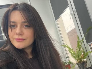Erotischer Video -Chat BloomWithMarry