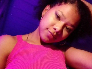 Erotischer Video -Chat Brhisney_