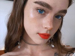 Erotischer Video -Chat BrokenDoll666