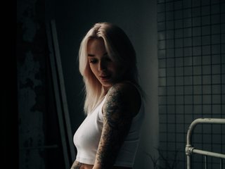 Erotischer Video -Chat CamelliaMoon