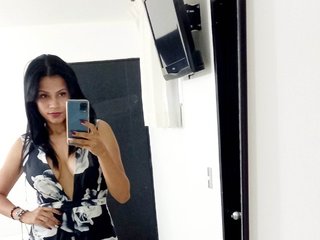 Erotischer Video-Chat Camilacruz21