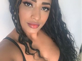 Erotischer Video -Chat CAMILAHOTTERX