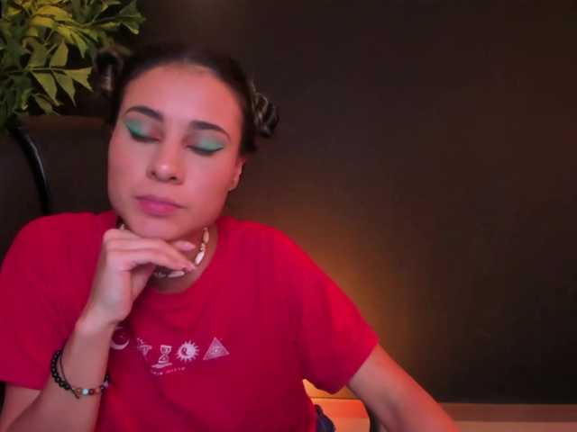 Fotos CamilaMonroe let me suck your dick, I am really good in that, dildo show + deep Throat at goal 482 ♥