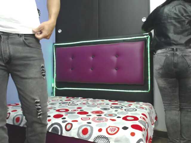 Fotos Camilaydavid1 Hola chicos Bienvenidos a nuestra sala Hello guys welcome to our room Cum in the mouth for 250 tk