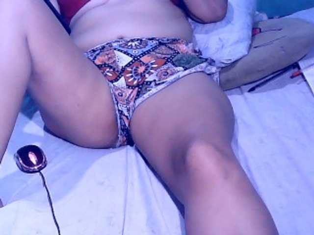 Fotos Carmela4u hello guys lets hve fun and make u satisfied in prvtmy Goal is 1000tkn todayLooking for love and partner in life