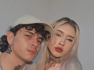Erotischer Video -Chat Charlotte-and-Liamm