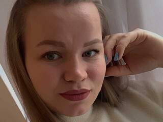 Erotischer Video -Chat CherryAlia