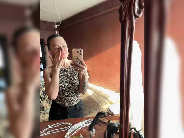 Hello boys in my room positive and good talking 