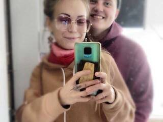 Erotischer Video -Chat Chery-n-Nana