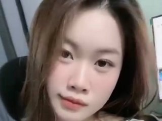 Erotischer Video -Chat ChinnyXia