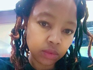 Erotischer Video -Chat Chocolatelipsx