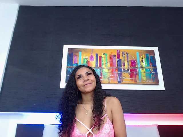 Fotos CinthiaBrown Hello guys, I really horny today, I want to feel your big cock in my mouth/goal show/blow job naked/100tkn