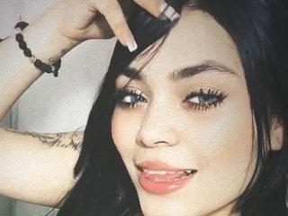 Erotischer Video -Chat Clhoe-Doll