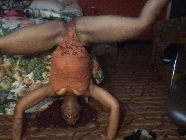 Fotos Contortnympho Contortion freak, watch me play! tip for action! flexible stretching 334