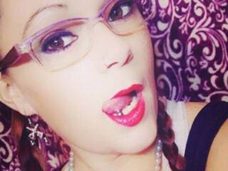 Erotischer Video -Chat CrvyCntryScrt