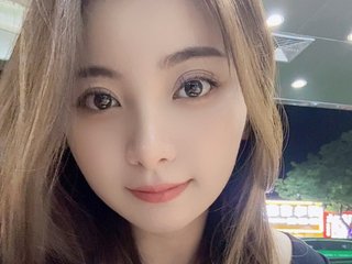 Erotischer Video -Chat cry-nini